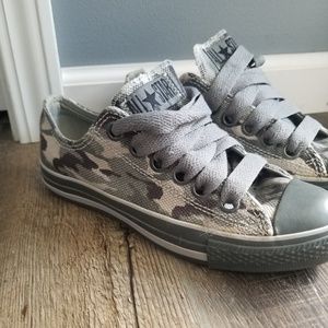 Camo converse